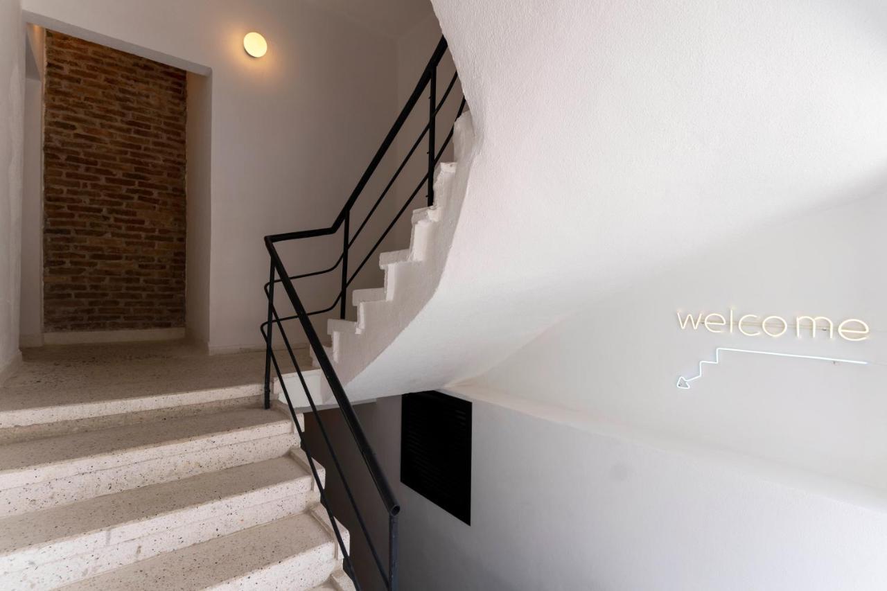 Be Bold Hostel Antalia Esterno foto