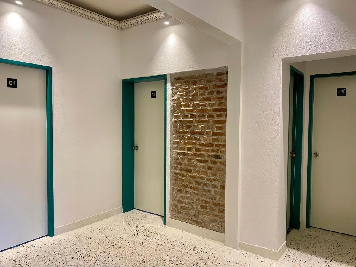 Be Bold Hostel Antalia Esterno foto